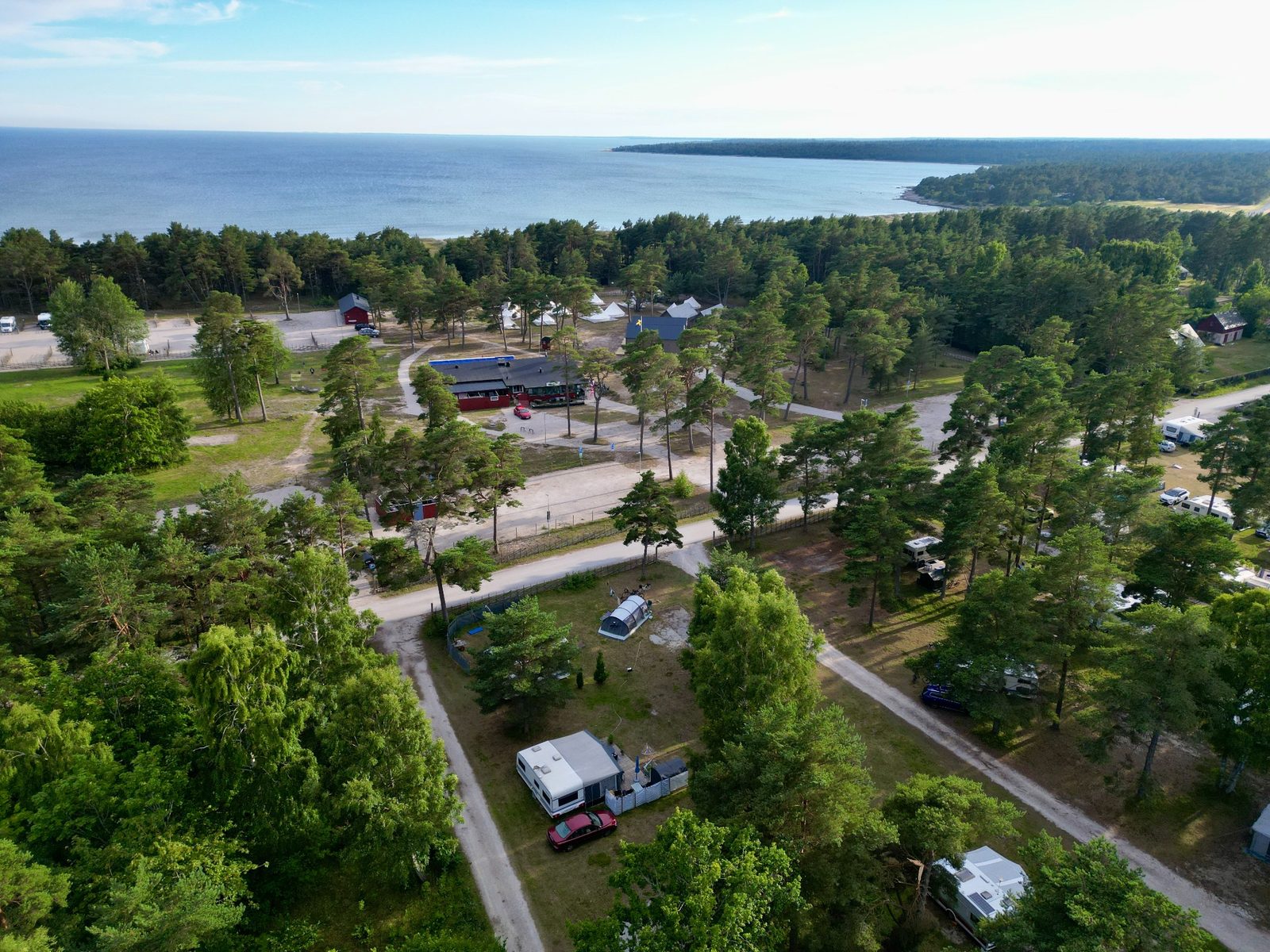 Flygbild över Sandviken Strand